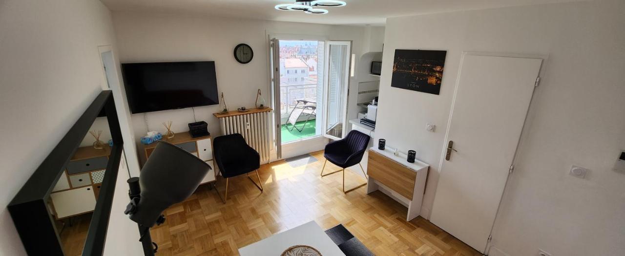 Plein Sud Terrasse Climatisation Garage Netflix Apartman Lyon Kültér fotó